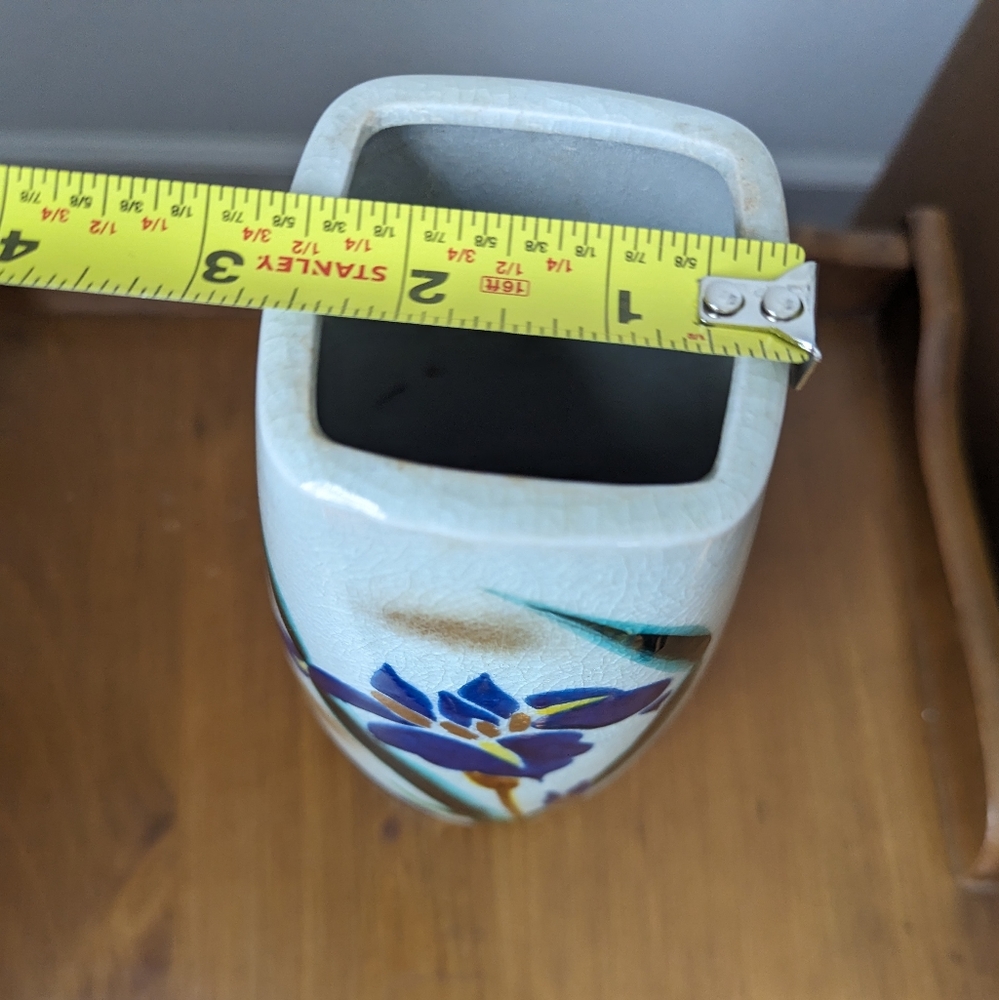 Chinese/Japanese Crackle Glazed Hand Painted Iris Vase Vtg 9" - Picture 4 of 5